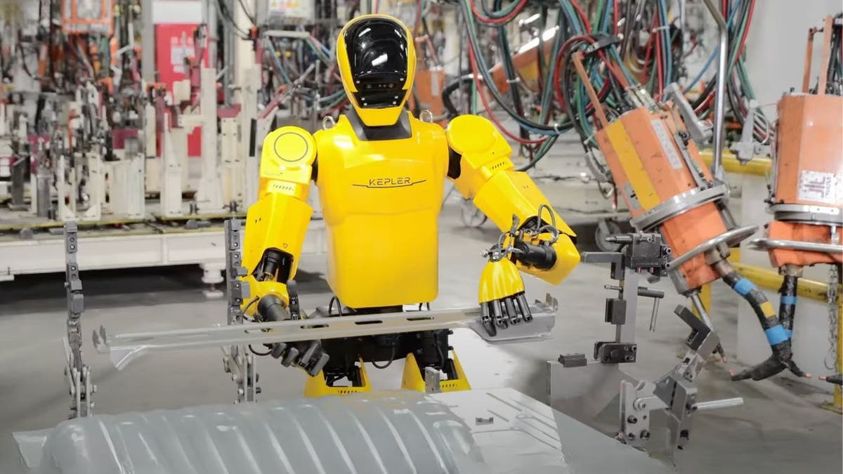 Foreunner K2 "Bumblebee" Humanoid robot at the SAIC-GM automobile plant.